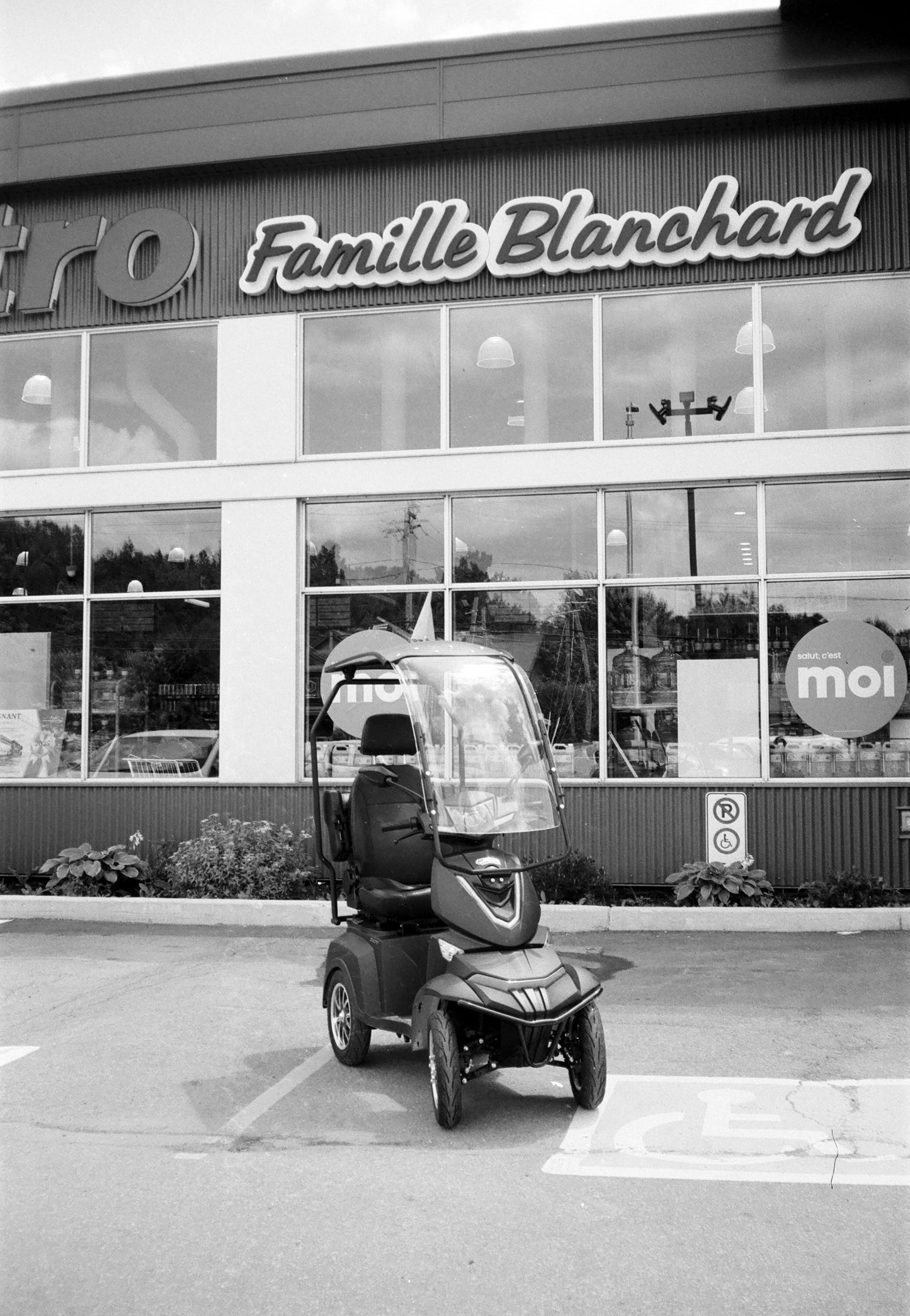 Studio-A | XX 250iso - 36ex - B&W