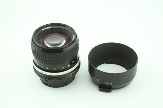 Nikon Nikkor 85mm f2 - AI