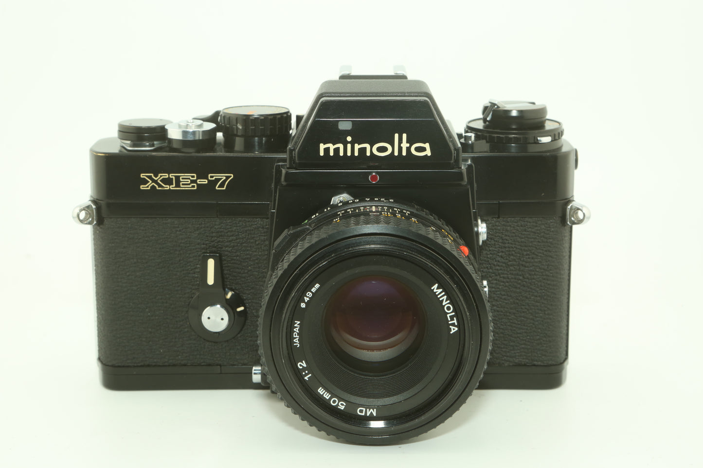 Minolta XE-7 + 50mm F2