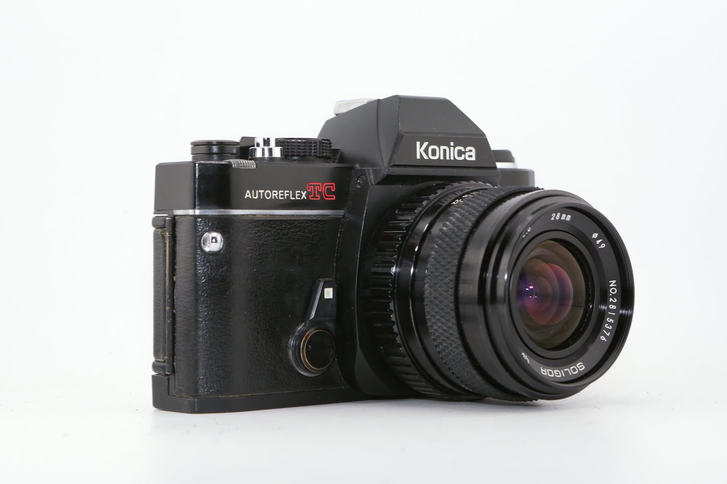 Konica Autoreflex TC + Soligor 28mm f/2.8