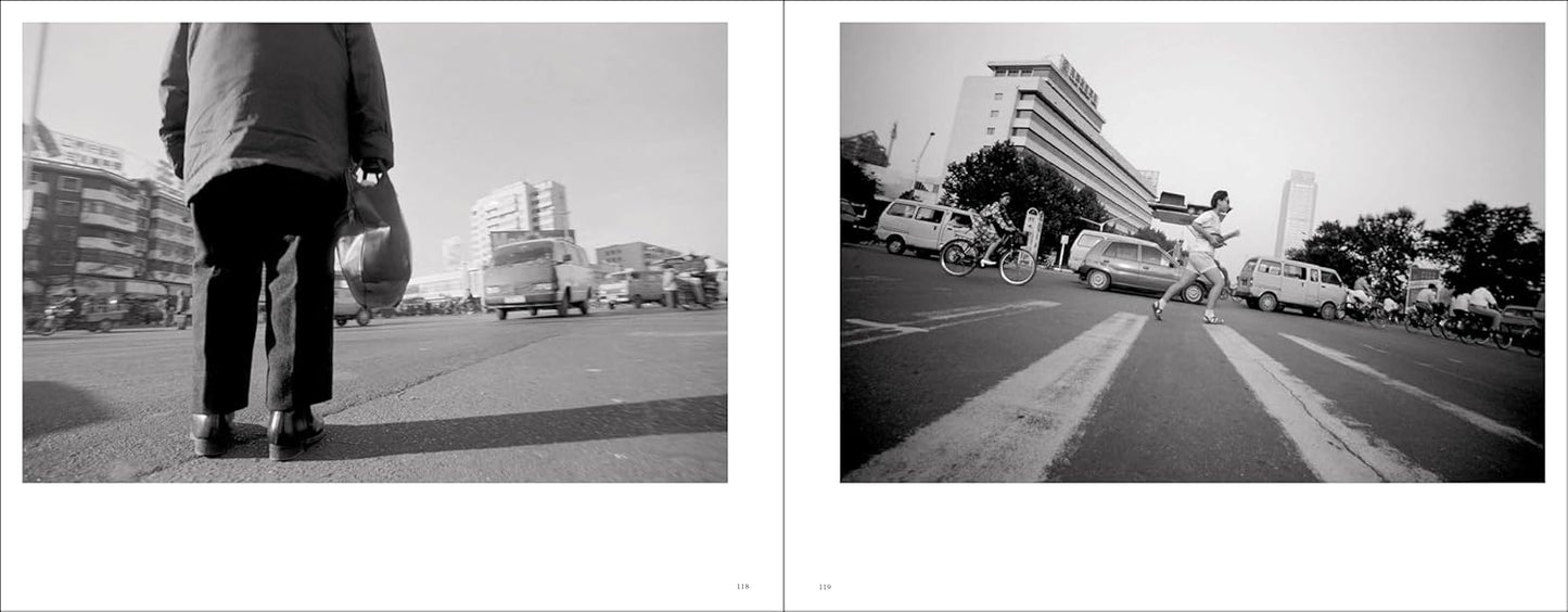 Mo Yi - Selected Photographs 1988-2003