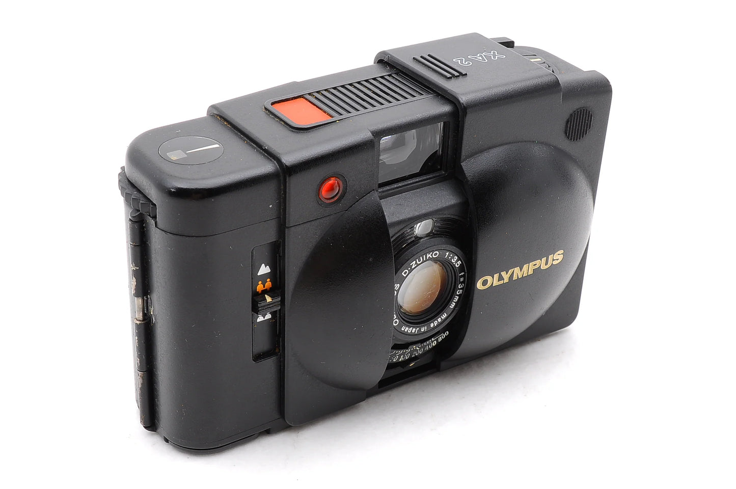 Olympus XA2