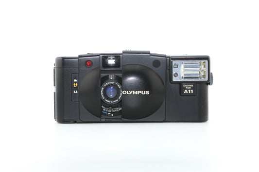 Olympus XA-2 + Flash A11