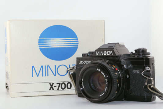 Minolta X-700 + 50mm F1.7