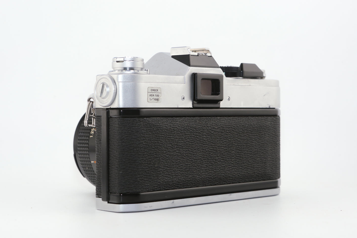 Canon FTb QL + 28mm f/2.8