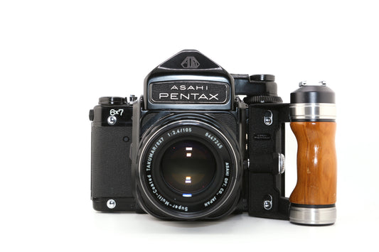 Pentax 6x7 MLU + 105mm f/2.4 SMC Takumar
