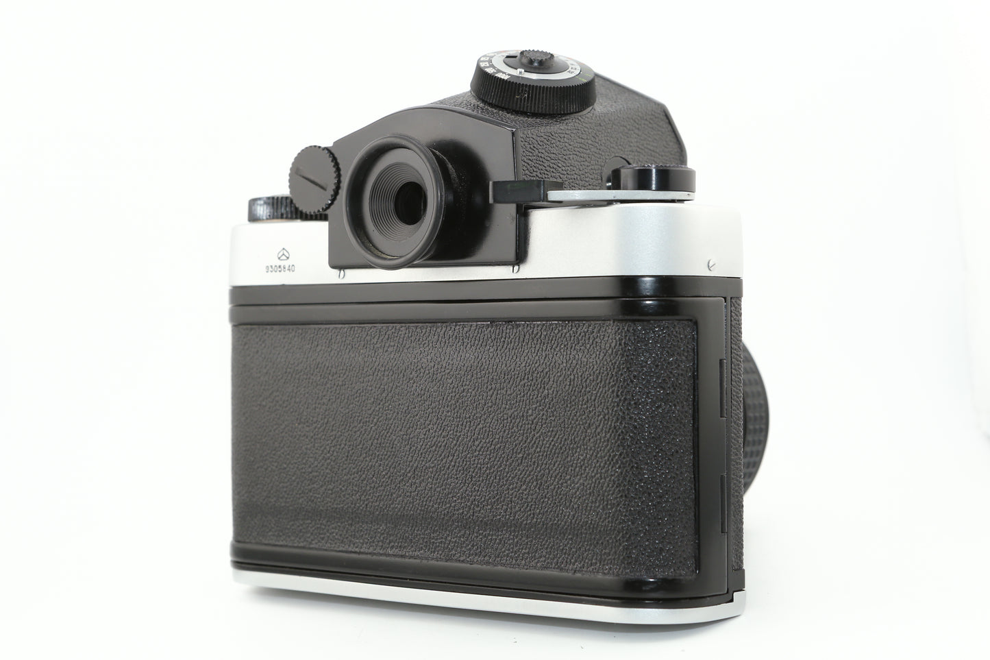 Kiev 60 + MC Volna-3 80mm f/2.8