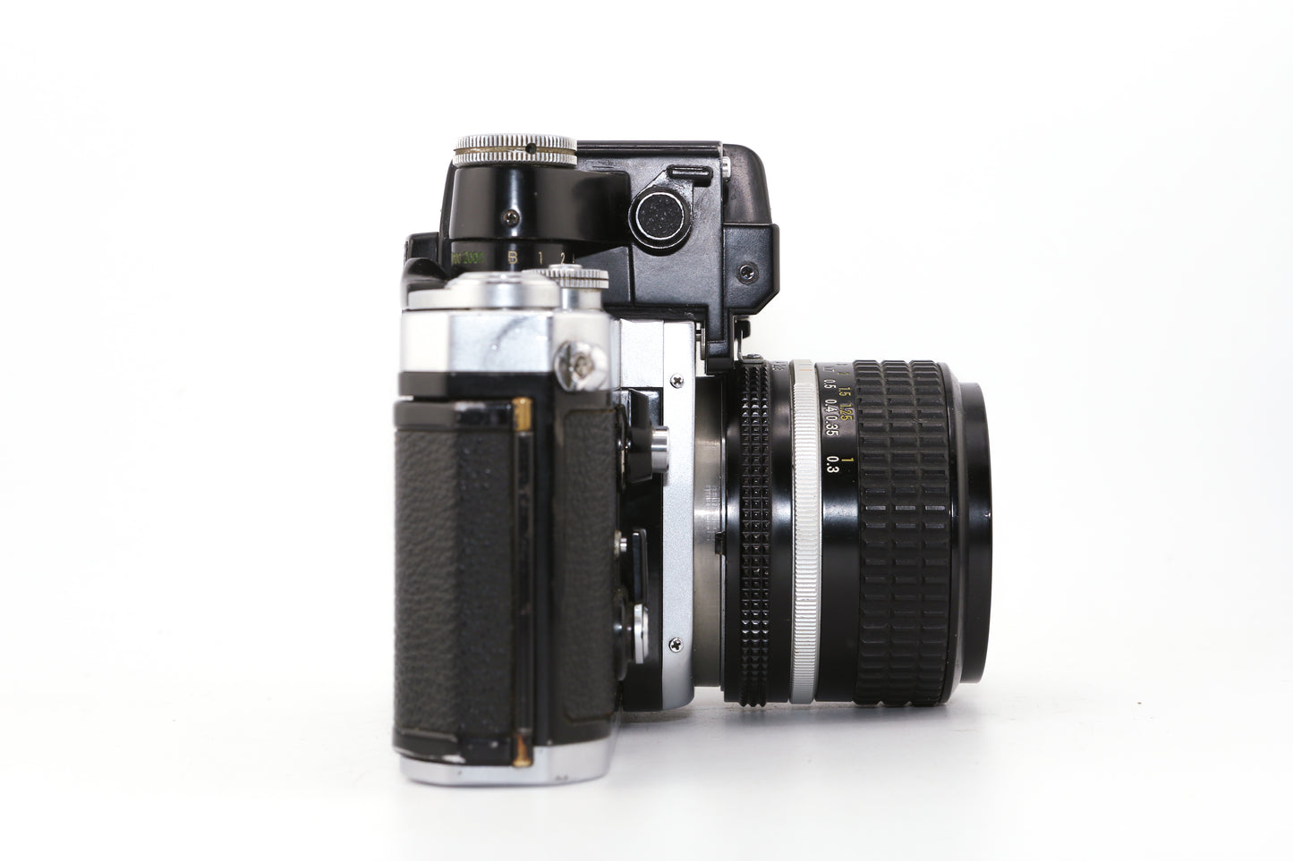 Nikon F2 + Nikkor 24mm f/2.8