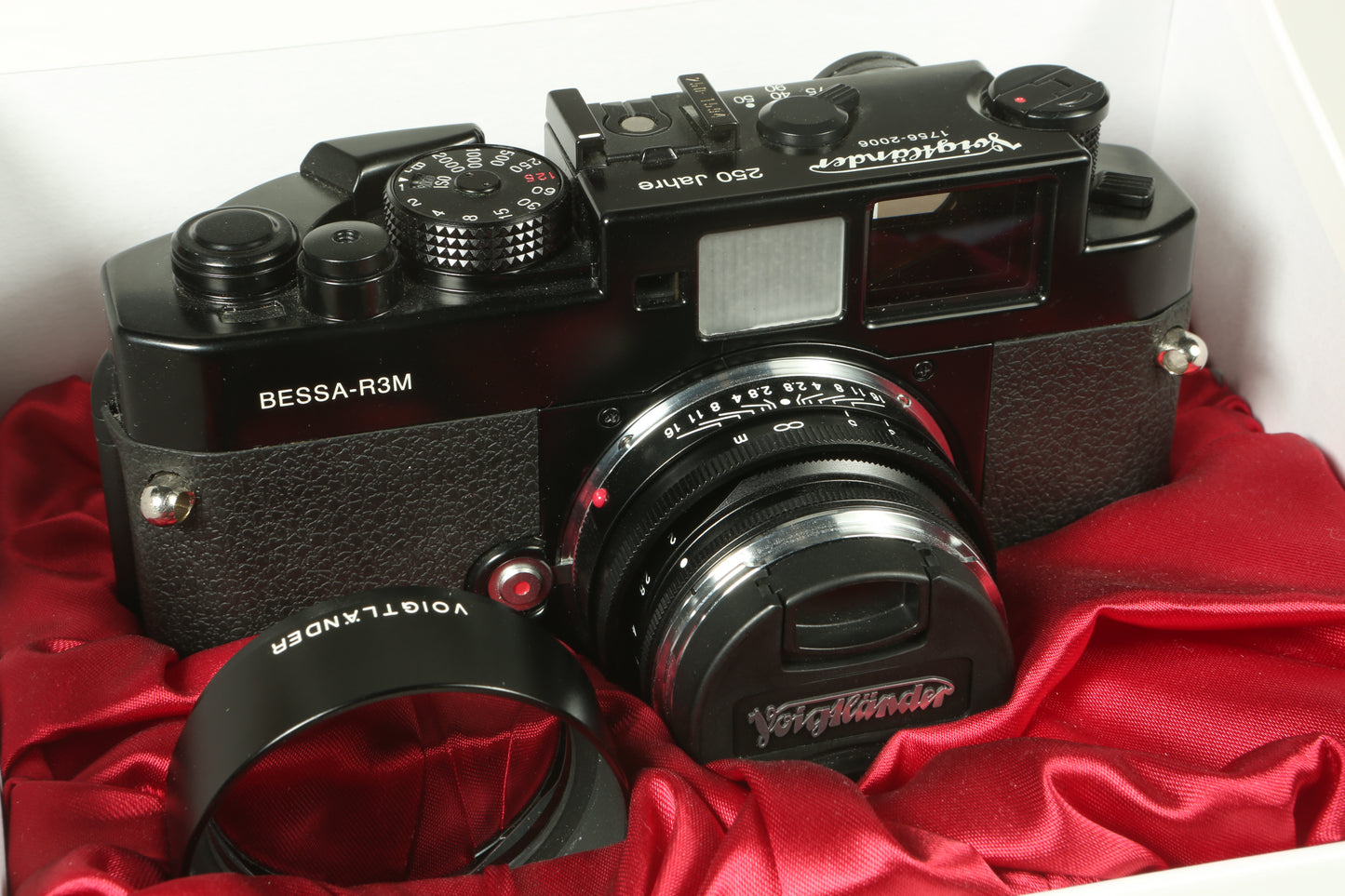 Voïgtlander Bessa R3M 250 ans + 50mm F2