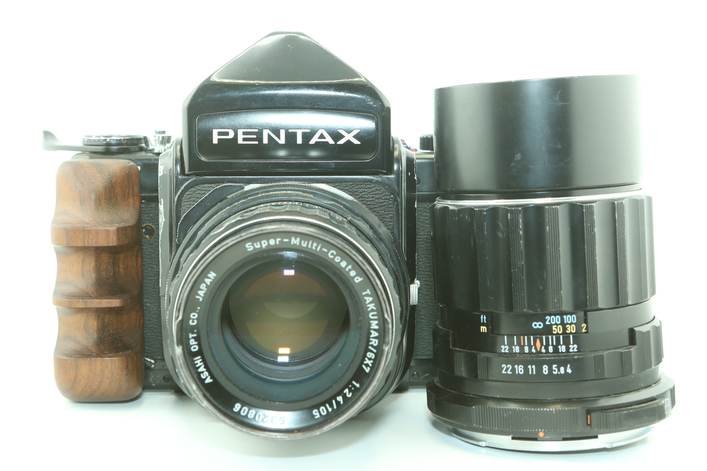 Pentax 6x7 + SMC 105 mm F2.4 + SMC 200 mm F4