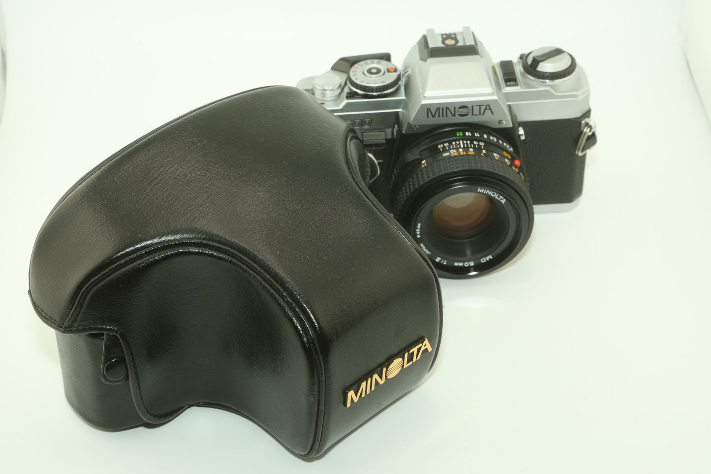 Minolta X500 + 50mm F2
