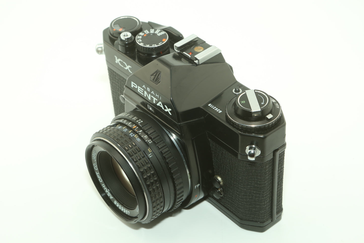Pentax KX + 50mm F2