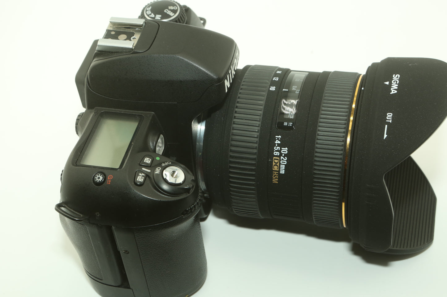 Nikon F80 + wide angle zoom