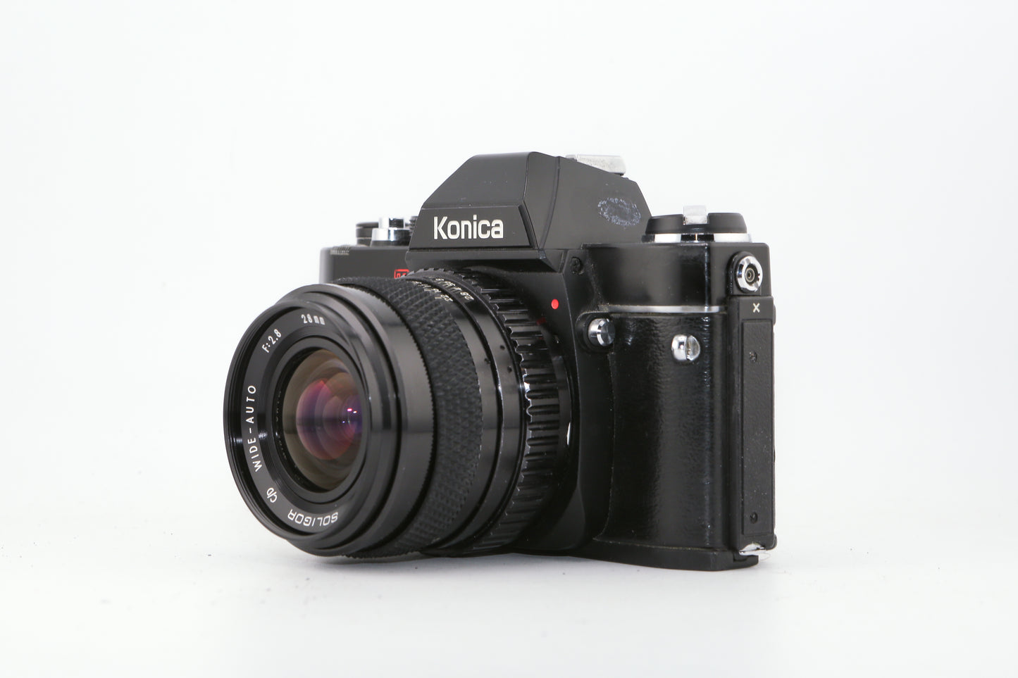 Konica Autoreflex TC + Soligor 28mm f/2.8