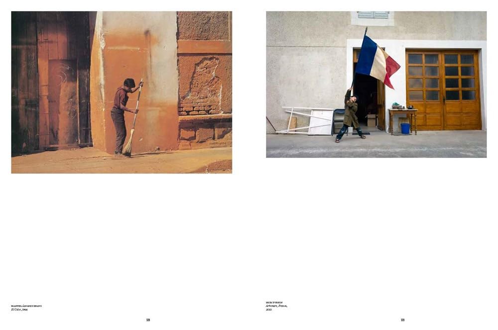 Bystander: A History of Street Photography