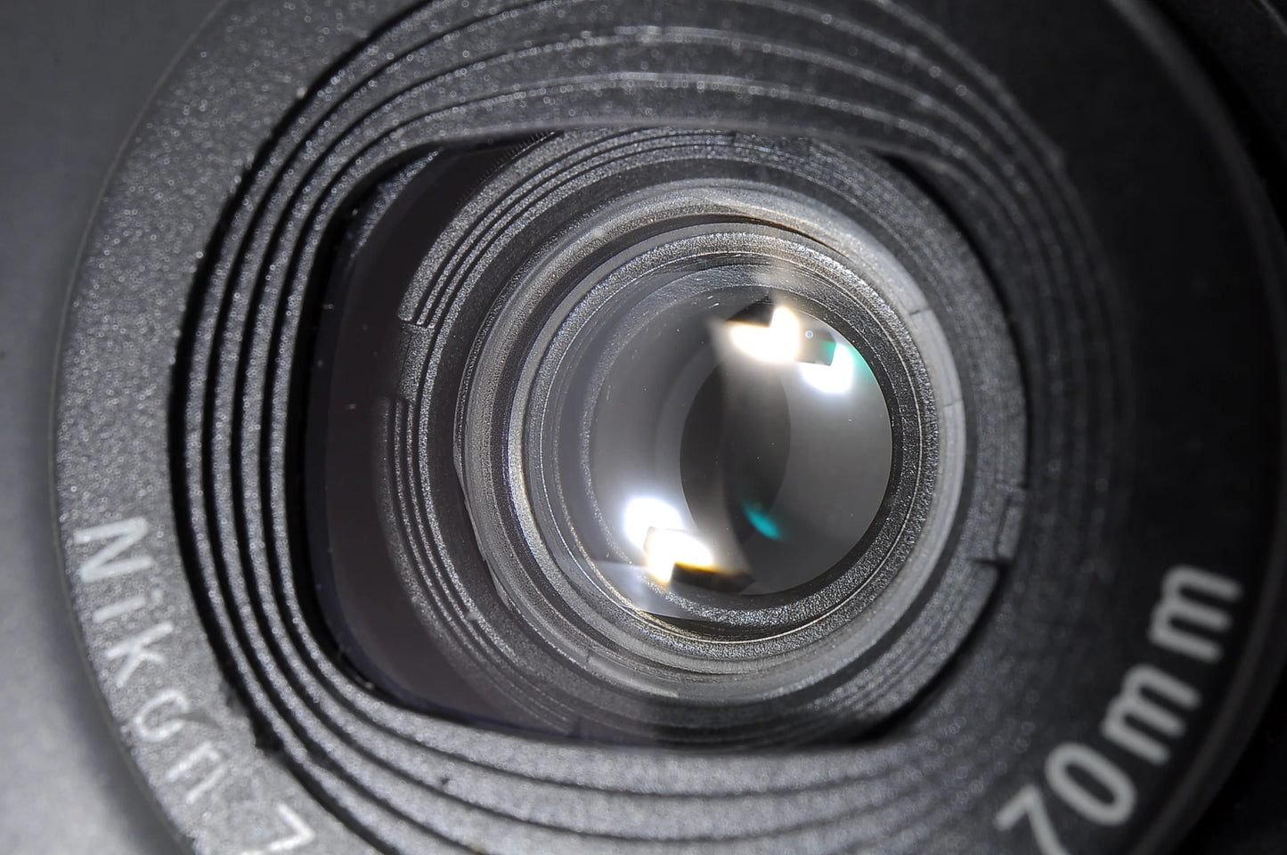 Nikon One Touch Zoom