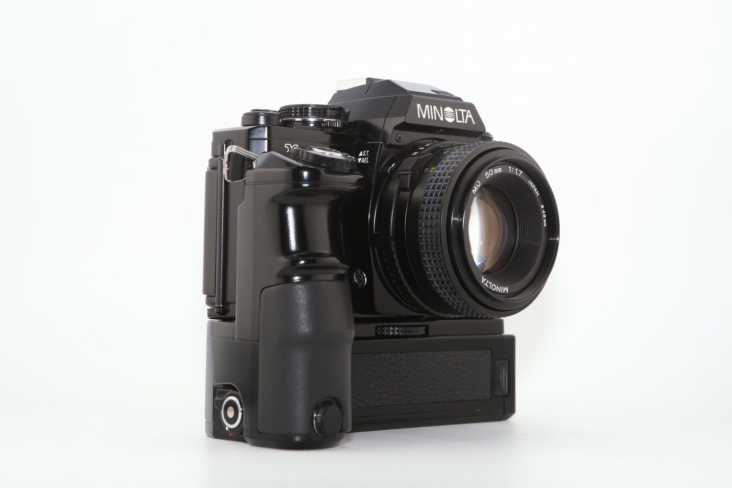 Minolta X-700 + Film Winder