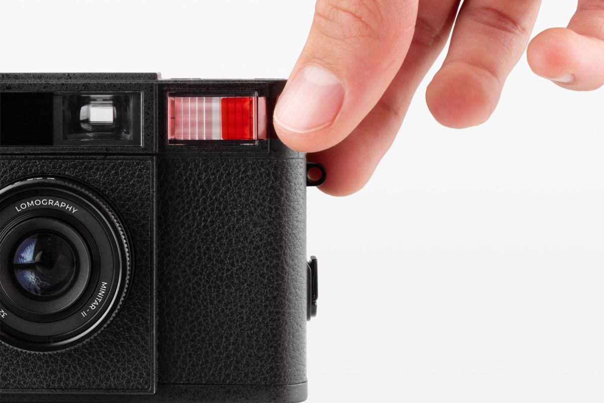 Lomo MC-A 35 mm Film Camera – Studio Argentique