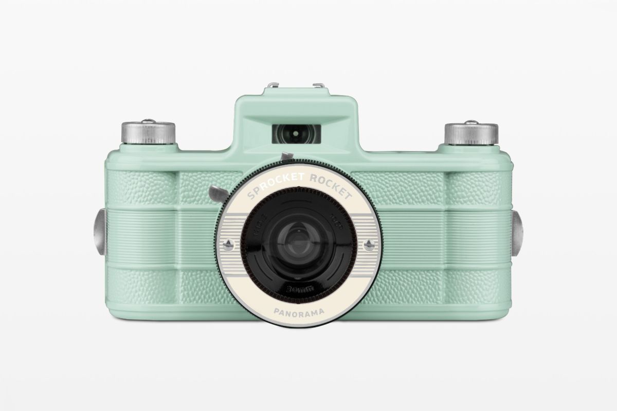 Lomography Sprocket Rocket - 35 mm Panoramic Camera