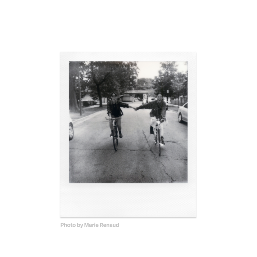 Polaroid i-Type Film | B&W